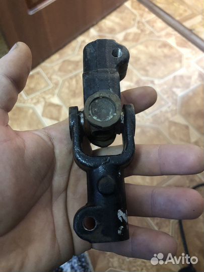 Рулевой карданчик jzx100