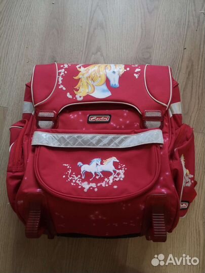 Школьный рюкзак