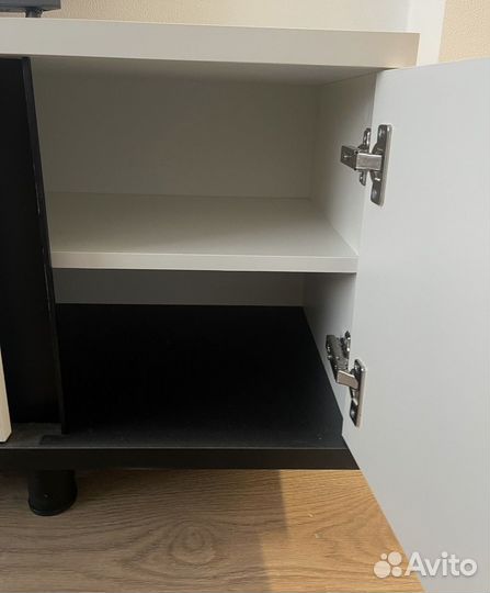 Тумба под телевизор