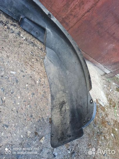 Ауди А4В5 Подкрылок левый 8D0 821 171B