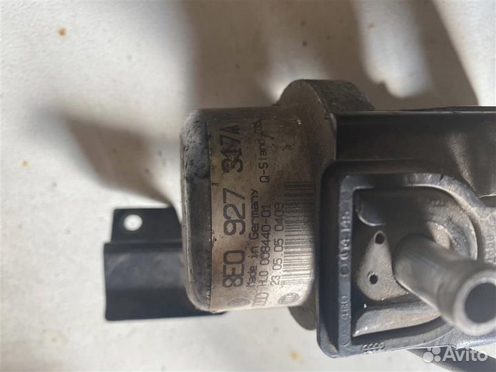 Насос вакуумный #: 1392 VW Touareg 2007-2010