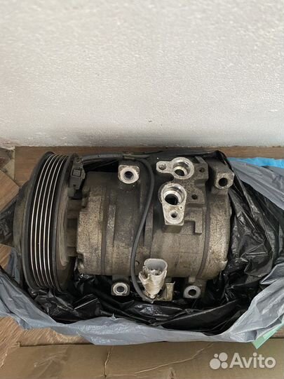 Компрессор кондиционера Toyota premio ZZT240