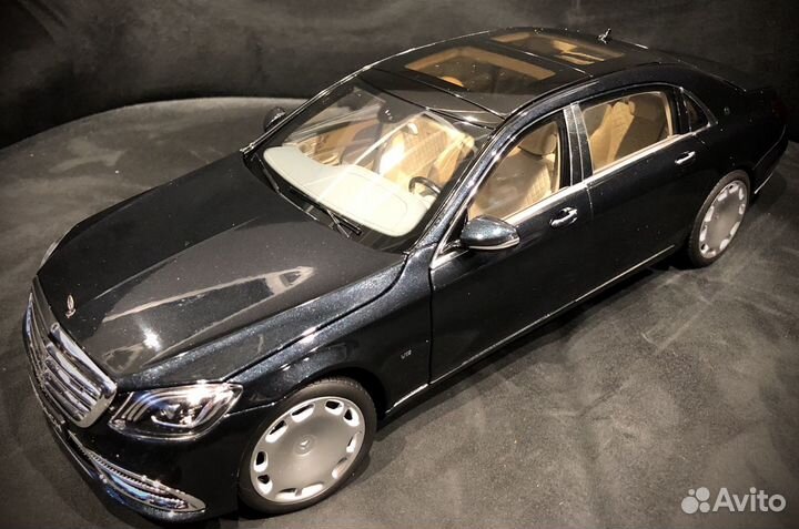 Модель 1:18 Mercedes Maybach S 650 x222