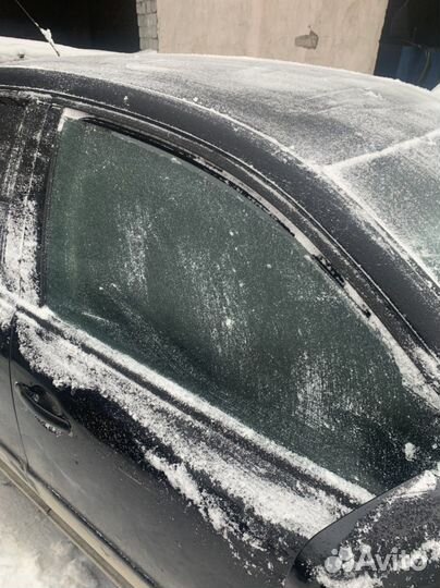 Боковое стекло переднее прав Volkswagen Passat B5