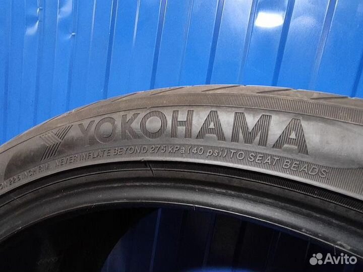 Yokohama Advan Sport V105 315/30 R22