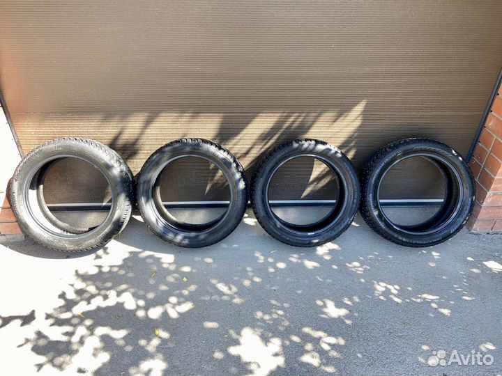 Nokian Tyres Hakkapeliitta 8 205/50 R17 93T