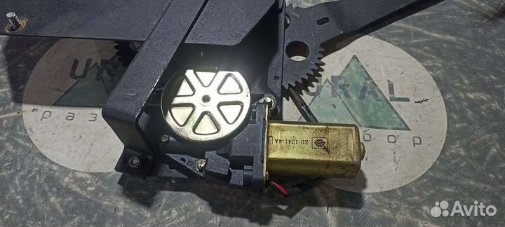 Стеклоподъёмник эле передний правый Газ Волга 3110