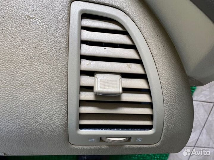 Дефлектор воздушный прав. Infiniti Fx35, Fx37, Fx5