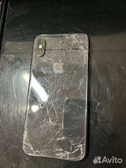 iPhone Xs, 64 ГБ