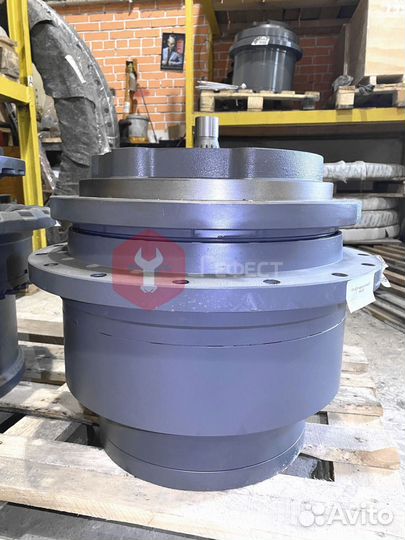 Бортовой редуктор EC290CNL 14551155