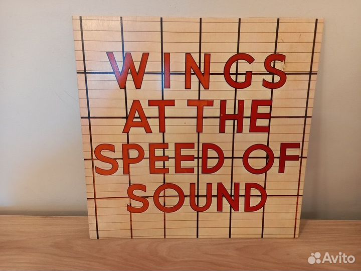 Wings – Wings AT The Speed Of Sound VG+/VG
