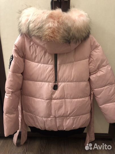 Пуховик зимний женский