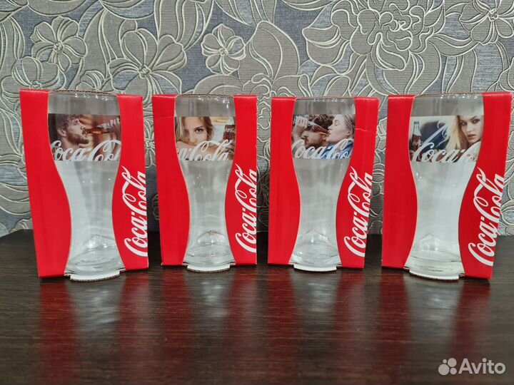 Бокалы кока кола