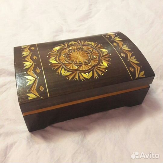 Шкатулка натуральное дерево