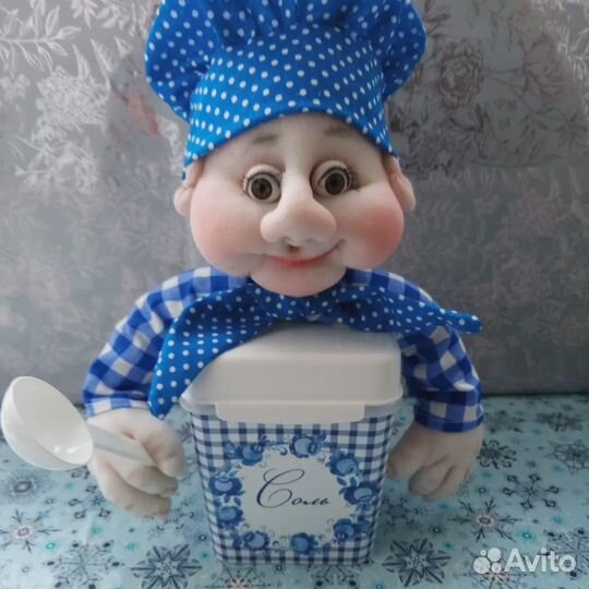 Интерьерные поварята на банках для хранения