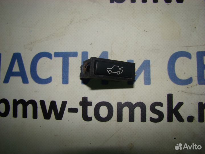 Кнопка отпирания двери багажника BMW 330Ci E46 200