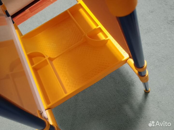 Магнитная доска (мольберт )детская двухсторонняя