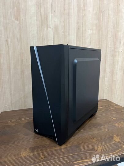 Компьютер A320/AMD A8/R7 Graphics/8 gb/SSD 256gb