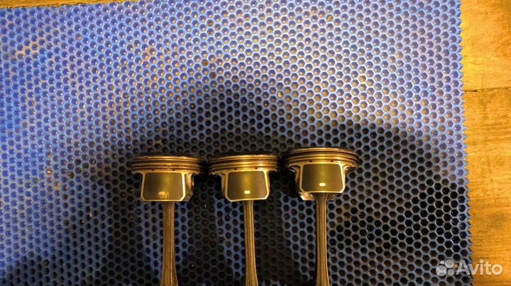 Поршень Mazda 6