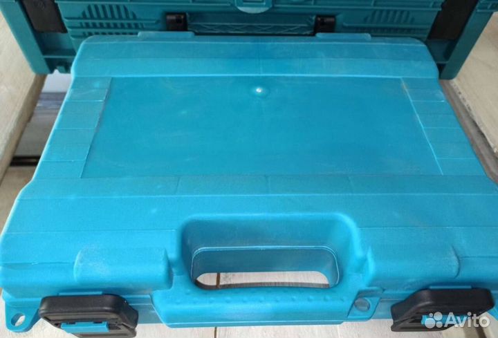 Аккумуляторный гайковерт Makita 350 Нм (Арт.16661)