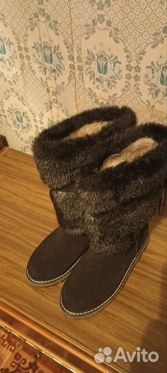 Зимние женские сапоги (унты)