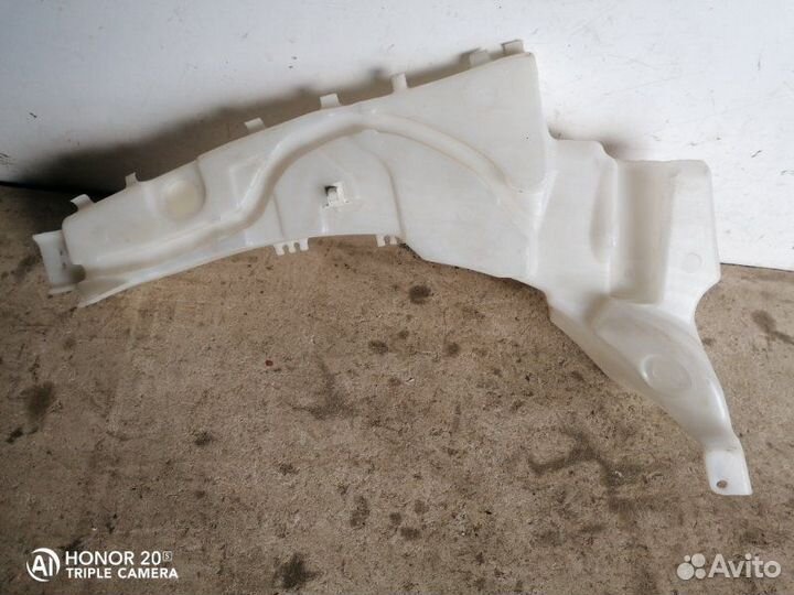 Бачок омывателя Ford Focus 2 2005-2011