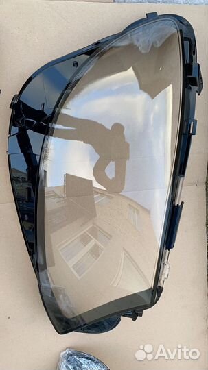Стекло на фару Mercedes-Benz W213