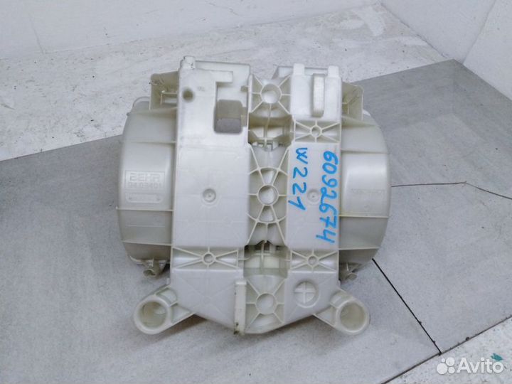 Моторчик печки Мерседес