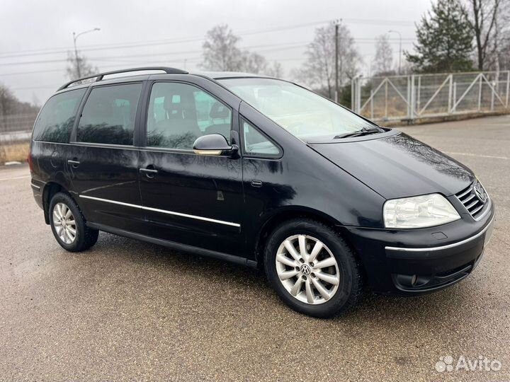 Volkswagen Sharan 1.9 AT, 2009, 289 000 км