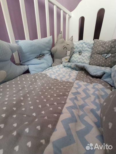 Бортики в кроватку +набор постельного белья