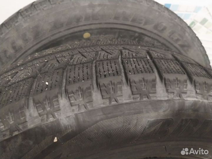 Bridgestone Blizzak Revo GZ 185/65 R14