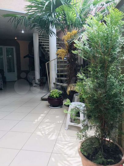 3-к. квартира, 85 м², 2/3 эт.