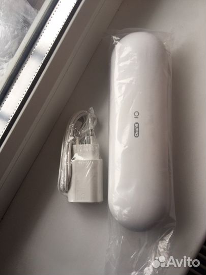 Зарядный чехол для зубной щетки Оral-B,серия iO