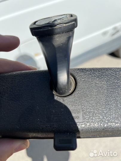 Зеркало заднего вида салонное