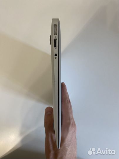 Apple MacBook air 11 2014