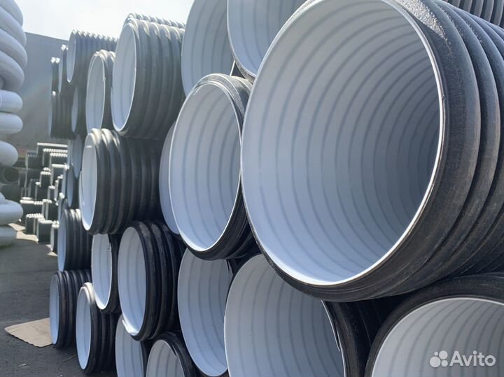 Труба в канаву