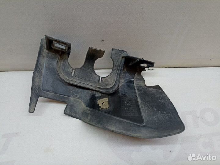 Воздуховод передний правый Volkswagen Jetta A6