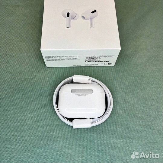 AirPods Pro 2: Звук, который окрыляет