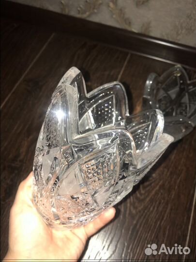 Ваза хрустальная
