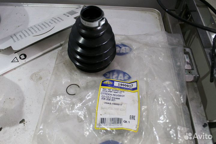 Sasic 1900017Пыльник шруса