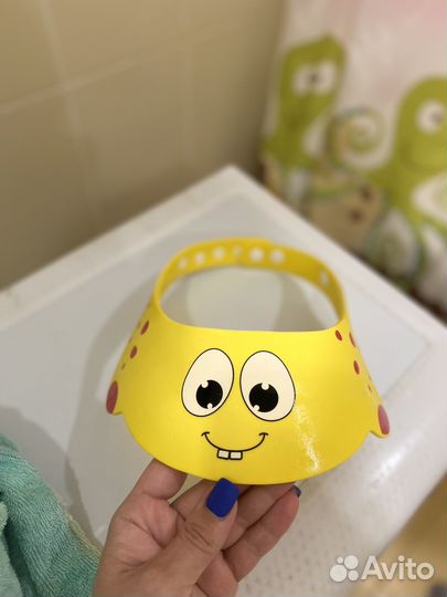 Защитный козырек для мытья головы