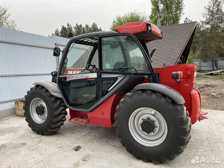 Телескопический погрузчик Manitou MLT 741-120 LSU, 2009