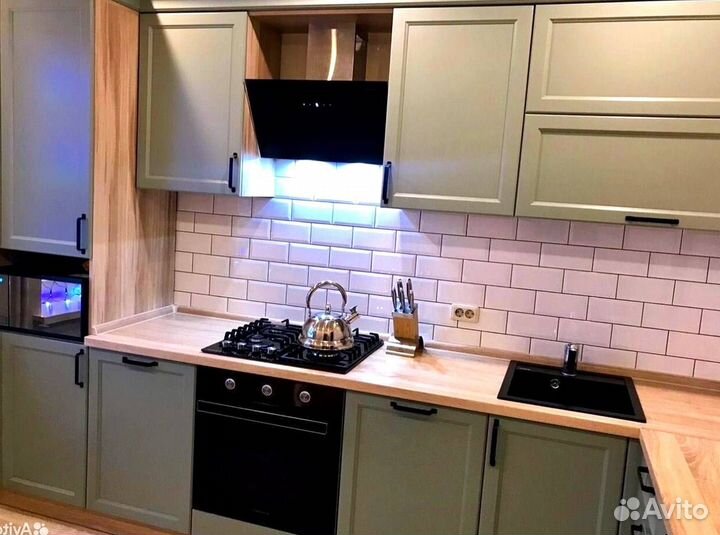 Кухонный гарнитур 