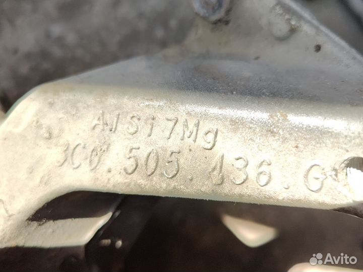 Поворотный кулак задний правый Tiguan