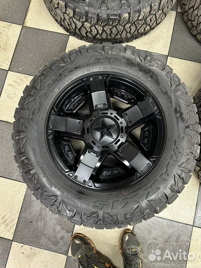 Maxxis Razr AT 285/65 R18 S