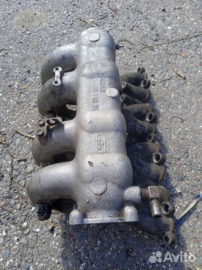 Продам впускной коллектор змз 406 инжектор