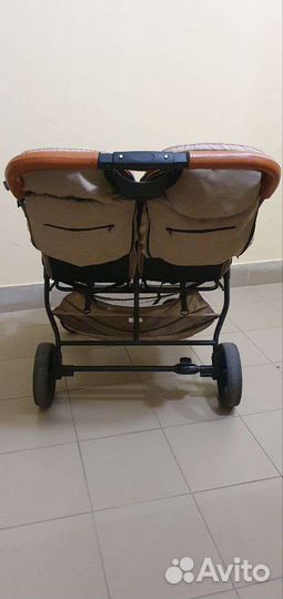 Прогулочная коляска для двойни или погодок