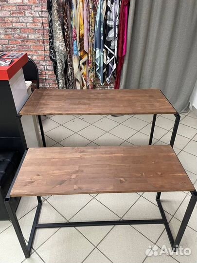 Стол витрина