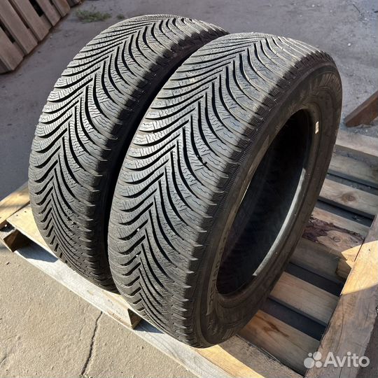 Michelin Alpin 5 215/60 R17