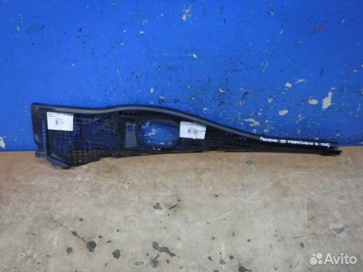 Жабо Renault Duster
